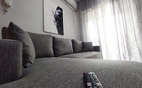 Kledia'S Modern Apartment